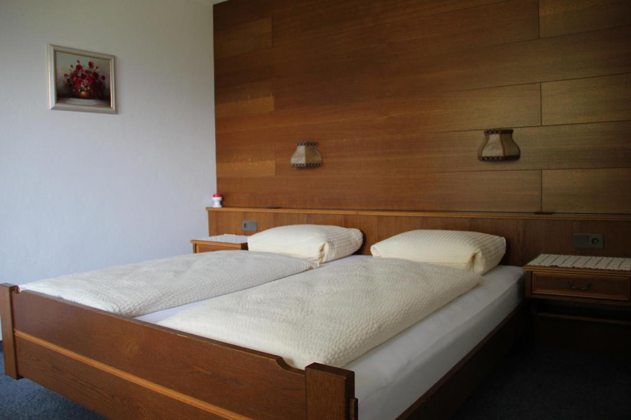 ホテルHaus Mader トリンス 部屋 写真